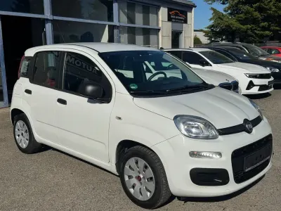 Usata Fiat Panda Pop 69 CV (50 kW) 2016 Bianco Utilitaria
