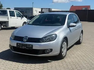 Gebraucht VW Golf VI Comfortline 122 PS (89 kW) 2010 Silber Kleinwagen