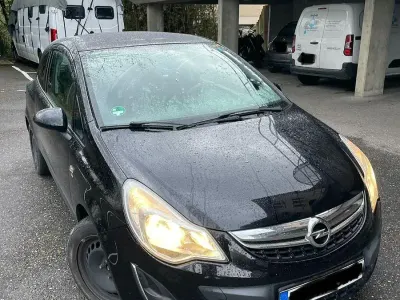 Gebraucht Opel Corsa Selection 87 PS (63 kW) 2011 Schwarz Kleinwagen