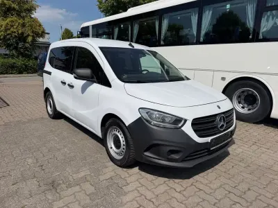 Gebraucht Mercedes Citan 110 95 PS (69 kW) 2023 Weiß Van / Kleinbus