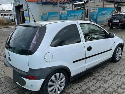 Gebraucht Opel Corsa Sport 125 PS (91 kW) 2001 Weiß Kleinwagen