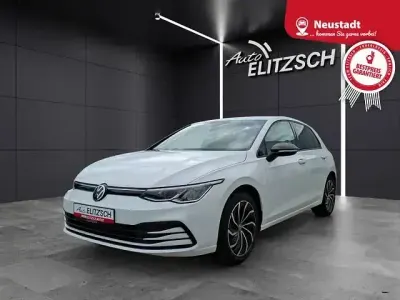 Gebraucht VW Golf VIII United 150 PS (110 kW) 2021 Pure white Limousine