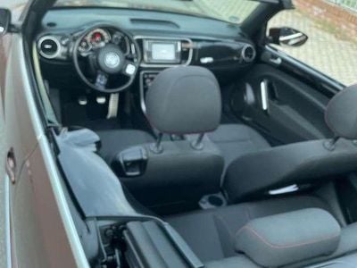 Gebraucht VW Beetle Cabriolet Sound 105 PS (77 kW) 2017 Braun Cabrio
