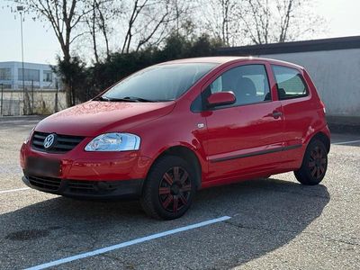 Gebraucht VW Fox 54 PS (39 kW) 2008 Rot Kleinwagen
