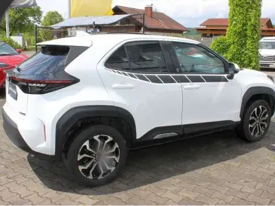 Gebraucht Toyota Yaris Hybrid Team 116 PS (85 kW) 2022 SUV