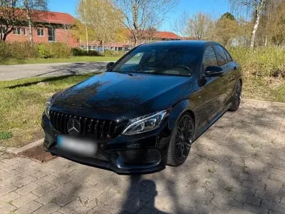 Usata Mercedes C400 333 CV (244 kW) 2016 Nero Berlina