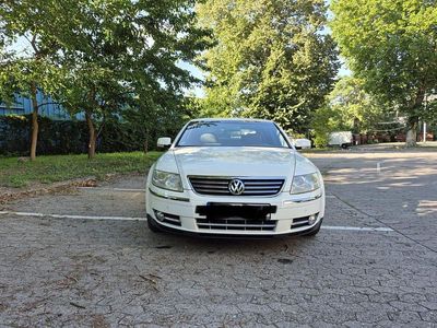 VW Phaeton
