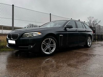 gebraucht BMW 523 F11 i 6 Zylinder sehr gepflegter Innenraum