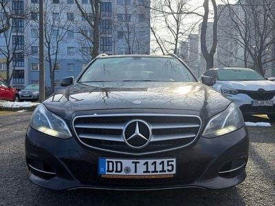 Gebraucht Mercedes E200 136 PS (100 kW) 2016 Schwarz Limousine