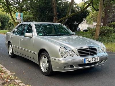 Mercedes E280