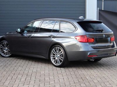 Gebraucht BMW 320 M Sport 184 PS (135 kW) 2014 Grau Kombi