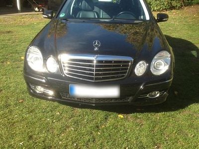 Gebraucht Mercedes E280 Avantgarde 190 PS (139 kW) 2006 Schwarz Limousine