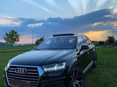 Schwarz Gebraucht 2016 Audi Q7 S-Line SUV | 29.900 € (Guter Preis)