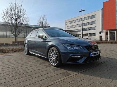 Gebraucht Seat Leon 4Drive 300 PS (220 kW) 2019 Grau Limousine
