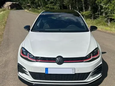 Second-hand VW Golf VII GTI 417 CP (306 kW) 2018 Alb Hatchback