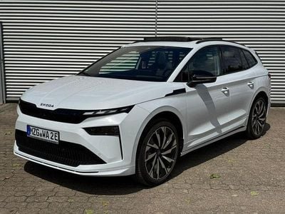 Weiß Gebraucht 2025 Skoda Enyaq iV SportLine SUV | 56.390 € (Teuer)