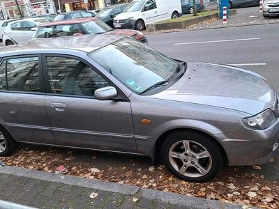 Mazda 323F