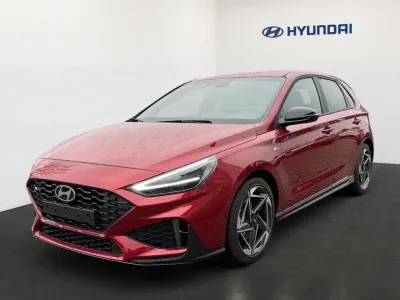Neu Hyundai i30 N Line 140 PS (102 kW) 2025 Rot Limousine