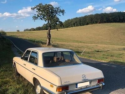Beige Gebraucht 1973 Mercedes W114 Limousine | 13.900 €