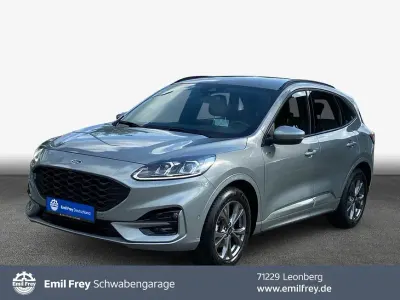 Gebraucht Ford Kuga ST-Line 150 PS (110 kW) 2023 Solar silver metallic SUV