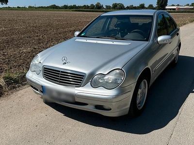 Mercedes C220