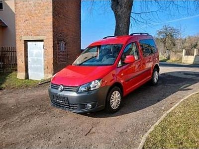 Gebraucht VW Caddy Trendline 105 PS (77 kW) 2011 Rot Van / Kleinbus