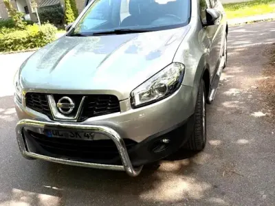 Gebraucht Nissan Qashqai 116 PS (85 kW) 2011 Silber SUV