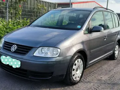 Gebraucht VW Touran Trendline 101 PS (74 kW) 2004 Van / Kleinbus