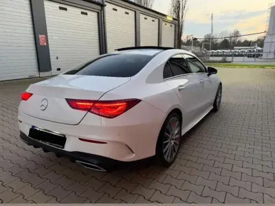 Gebraucht Mercedes CLA220 AMG line 190 PS (139 kW) 2019 Weiß Limousine