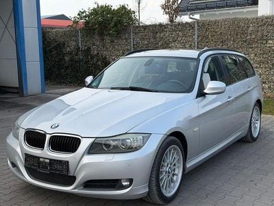 Usata BMW 320 Sport Line 170 CV (125 kW) 2010 Argento Station wagon