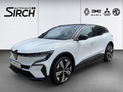 Weiß Gebraucht 2023 Renault Megane E-Tech Iconic Limousine | 28.990 € (Guter Preis)