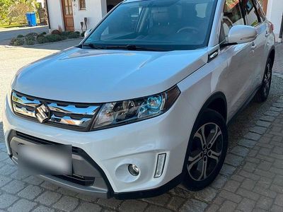 Usata Suzuki Vitara Comfort 120 CV (88 kW) 2017 Bianco SUV