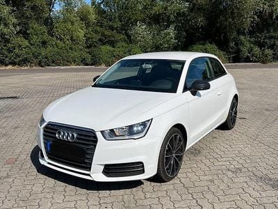Gebraucht Audi A1 86 PS (63 kW) 2017 Weiß Kleinwagen