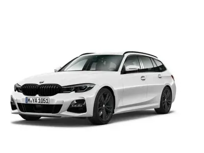 Gebraucht BMW 330 M Sport 286 PS (210 kW) 2020 Mineralweiß metallic Kombi