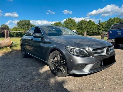 Gebraucht Mercedes C300 258 PS (189 kW) 2019 Grau Limousine
