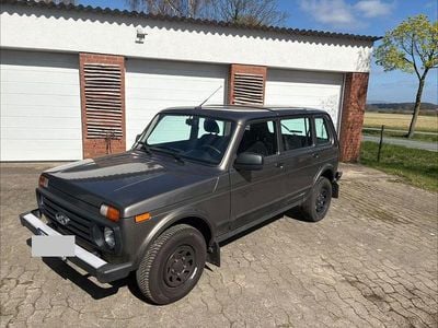 Second-hand Lada niva 83 CP (61 kW) 2021 Maro SUV