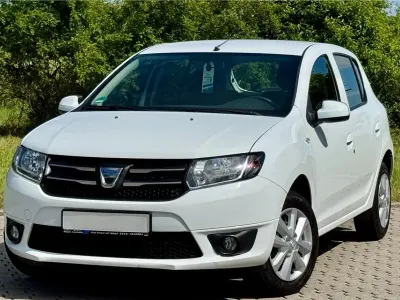Gebraucht Dacia Sandero 75 PS (55 kW) 2015 Weiß Limousine