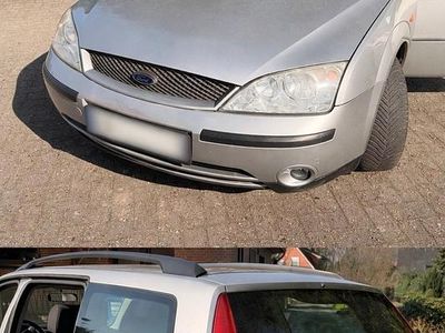 Gebraucht Ford Mondeo 125 PS (91 kW) 2003 Silber Kombi
