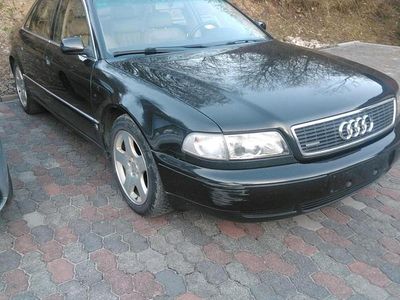 Gebraucht Audi A8 193 PS (141 kW) 1996 Schwarz Limousine