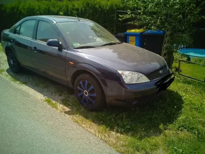 Gebraucht Ford Mondeo Ambiente 125 PS (91 kW) 2002 Limousine