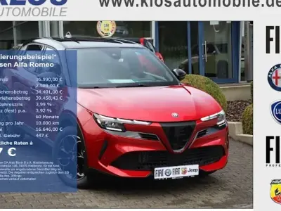 Neu Alfa Romeo Junior 145 PS (106 kW) 2025 Rot SUV