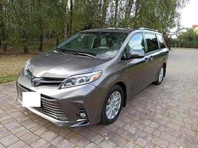 Gebraucht Toyota Sienna Limited 269 PS (197 kW) 2016 Grau Van / Kleinbus