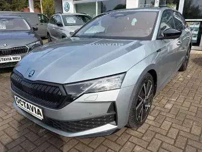 Neu Skoda Octavia SportLine 204 PS (150 kW) 2026 Smokey diamondsilber metallic Kombi