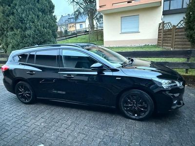 Schwarz Gebraucht 2019 Ford Focus ST Kombi | 14.990 € (Fairer Preis)
