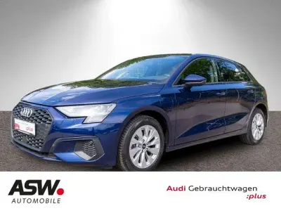 Gebraucht Audi A3 S-Line 204 PS (150 kW) 2023 Navarrablau metallic Limousine