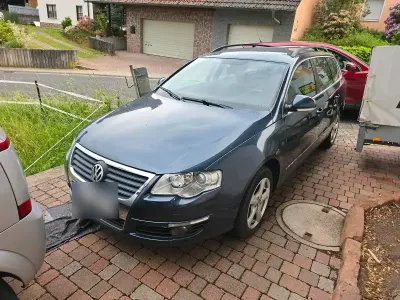 Gebraucht VW Passat 140 PS (102 kW) 2007 Blau Kombi