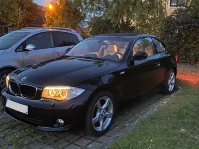 Gebraucht BMW 118 Coupé Sport Line 143 PS (105 kW) 2011 Schwarz Coupé