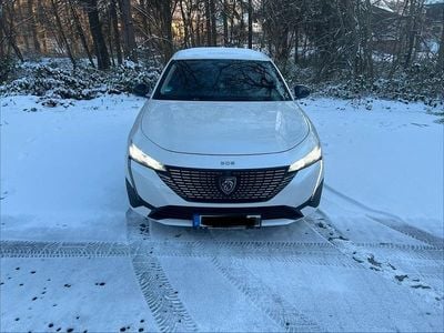 Weiß Gebraucht 2022 Peugeot 308 Allure Limousine | 16.900 € (Fairer Preis)