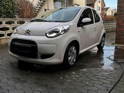Gebraucht Citroën C1 SELECTION 68 PS (50 kW) 2011 Weiß Kleinwagen