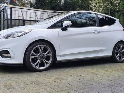 Gebraucht Ford Fiesta ST-Line 125 PS (91 kW) 2018 Weiß Kleinwagen